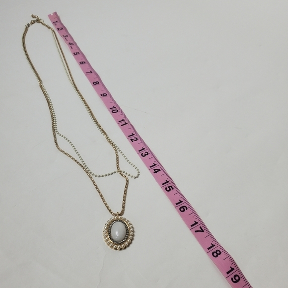 Layered Pearl Simulated Necklace - Picture 3 of 3